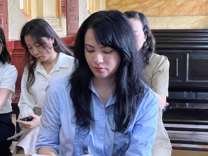 Ngọc Thúy tiếp tục tố chồng cũ đại gia “nợ” tiền nuôi con- Ảnh 1. Ngọc Thúy tiếp tục tố chồng cũ đại gia “nợ” tiền nuôi con- Ảnh 1.