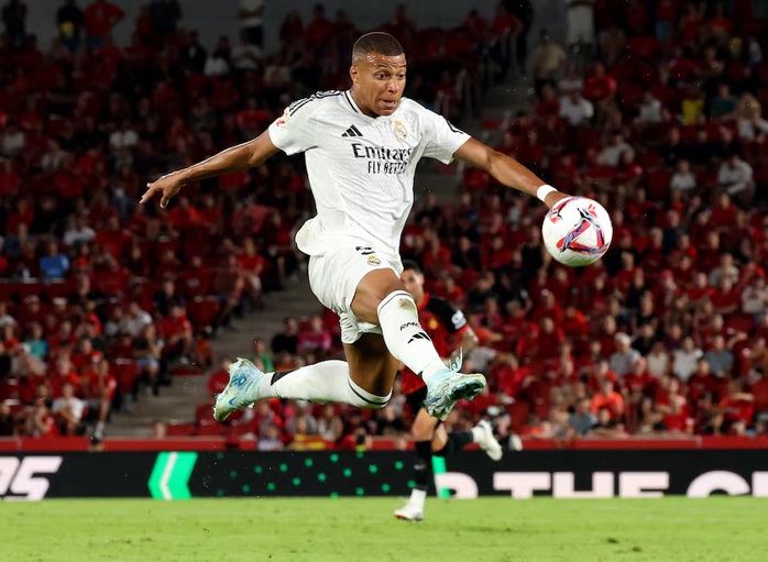 Real Madrid gây thất vọng trước Mallorca, Rodrygo ghi bàn nhưng Mendy lãnh thẻ đỏ- Ảnh 3. Real Madrid gây thất vọng trước Mallorca, Rodrygo ghi bàn nhưng Mendy lãnh thẻ đỏ- Ảnh 3.