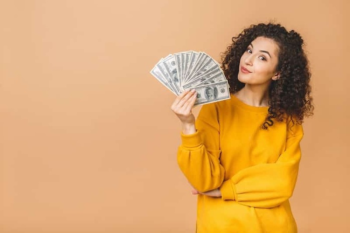 Cha mẹ, bạn bè sẽ hỗ trợ tài chính và tạo cơ hội cho tuổi Mão kiếm tiền. Ảnh: clevergirlfinance.com Cha mẹ, bạn bè sẽ hỗ trợ tài chính và tạo cơ hội cho tuổi Mão kiếm tiền. Ảnh: clevergirlfinance.com