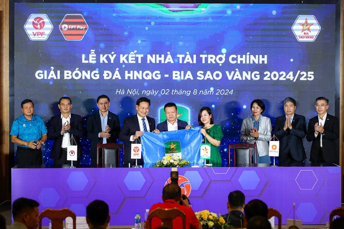 Giải bóng đá vô địch quốc gia 2024/2025 có nhà tài trợ mới- Ảnh 1. Giải bóng đá vô địch quốc gia 2024/2025 có nhà tài trợ mới- Ảnh 1.