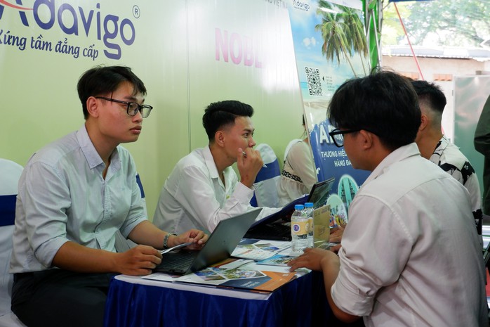 TP HCM tăng cường kết nối cung - cầu lao động- Ảnh 2. TP HCM tăng cường kết nối cung - cầu lao động- Ảnh 2.
