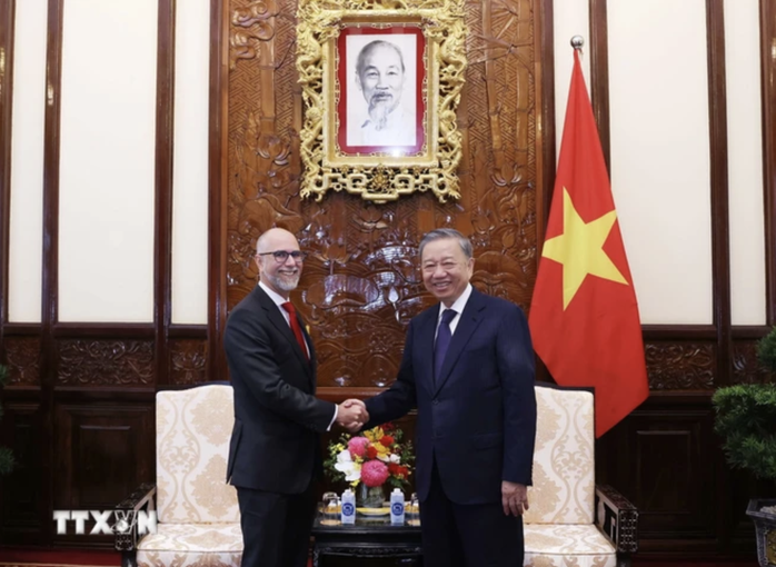 Chủ tịch nước Tô Lâm tiếp Đại sứ Hàn Quốc và Canada- Ảnh 3. Chủ tịch nước Tô Lâm tiếp Đại sứ Hàn Quốc và Canada- Ảnh 3.