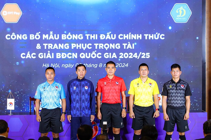 Giải bóng đá vô địch quốc gia 2024/2025 có nhà tài trợ mới- Ảnh 3. Giải bóng đá vô địch quốc gia 2024/2025 có nhà tài trợ mới- Ảnh 3.