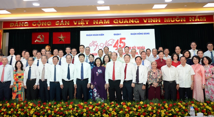 45 năm mối quan hệ kết nghĩa giữa 3 quận của Hà Nội - TP HCM - Hải Phòng- Ảnh 1. 45 năm mối quan hệ kết nghĩa giữa 3 quận của Hà Nội - TP HCM - Hải Phòng- Ảnh 1.