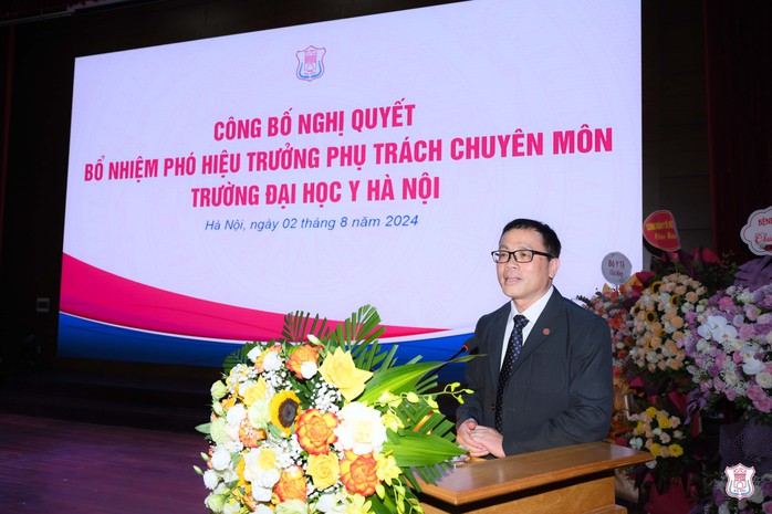 Trường ĐH Y Hà Nội có 2 tân phó hiệu trưởng 50 tuổi- Ảnh 2. Trường ĐH Y Hà Nội có 2 tân phó hiệu trưởng 50 tuổi- Ảnh 2.