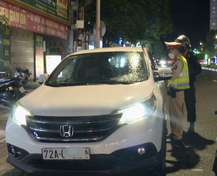 Bà Rịa - Vũng Tàu nghiêm cấm hành vi can thiệp khi CSGT đang xử lý vi phạm- Ảnh 1. Bà Rịa - Vũng Tàu nghiêm cấm hành vi can thiệp khi CSGT đang xử lý vi phạm- Ảnh 1.