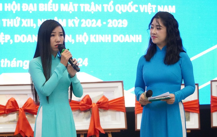 Quận 7 phát động phong trào thi đua trong cộng đồng doanh nghiệp, doanh nhân, hộ kinh doanh- Ảnh 3. Quận 7 phát động phong trào thi đua trong cộng đồng doanh nghiệp, doanh nhân, hộ kinh doanh- Ảnh 3.
