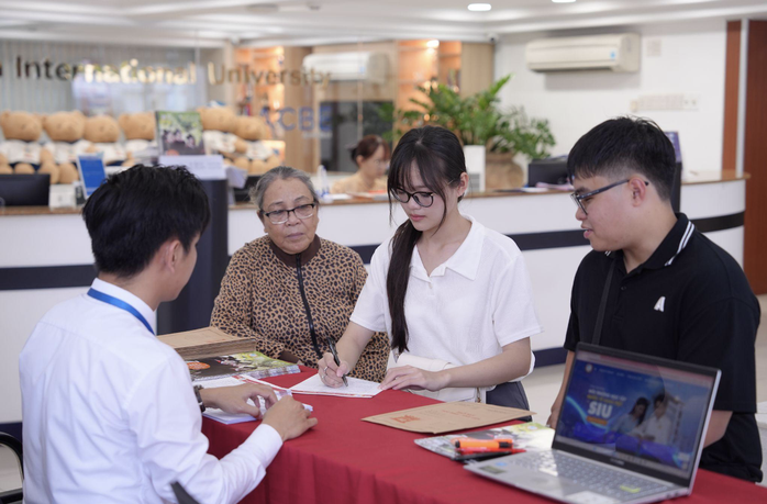 Nhiều trường ĐH thông báo xét tuyển bổ sung- Ảnh 1. Nhiều trường ĐH thông báo xét tuyển bổ sung- Ảnh 1.