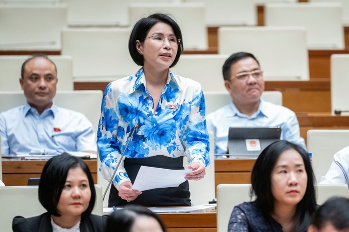 Bộ trưởng Lê Minh Hoan chia sẻ "câu hỏi đắng lòng" về việc nông dân chặt điều trồng sầu riêng- Ảnh 2. Bộ trưởng Lê Minh Hoan chia sẻ "câu hỏi đắng lòng" về việc nông dân chặt điều trồng sầu riêng- Ảnh 2.