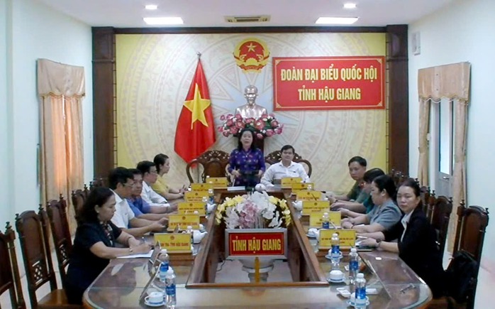 Bộ trưởng Nguyễn Văn Hùng: Thù lao của diễn viên chỉ 40 ngàn đồng/buổi- Ảnh 2. Bộ trưởng Nguyễn Văn Hùng: Thù lao của diễn viên chỉ 40 ngàn đồng/buổi- Ảnh 2.