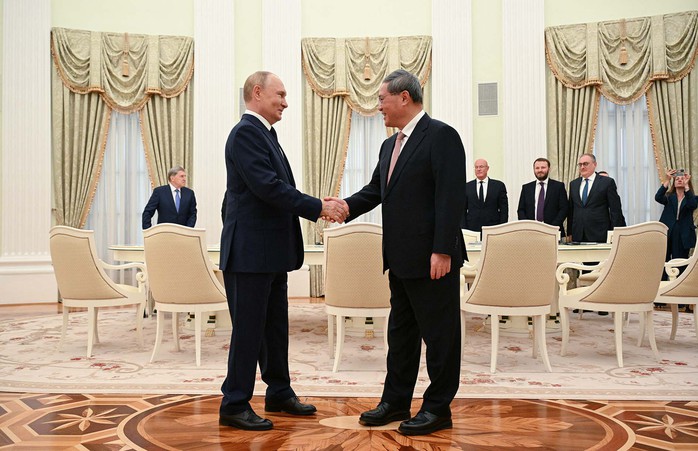 Tổng thống Nga Vladimir Putin (trái) và Thủ tướng Trung Quốc Lý Cường tại cuộc gặp ở thủ đô Moscow hôm 21-8Ảnh: Reuters Tổng thống Nga Vladimir Putin (trái) và Thủ tướng Trung Quốc Lý Cường tại cuộc gặp ở thủ đô Moscow hôm 21-8Ảnh: Reuters