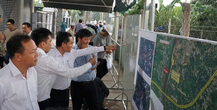 Tinh thần "Vượt nắng thắng mưa" tại công trình đường Vành đai 3, đoạn qua Bình Dương- Ảnh 6. Tinh thần "Vượt nắng thắng mưa" tại công trình đường Vành đai 3, đoạn qua Bình Dương- Ảnh 6.