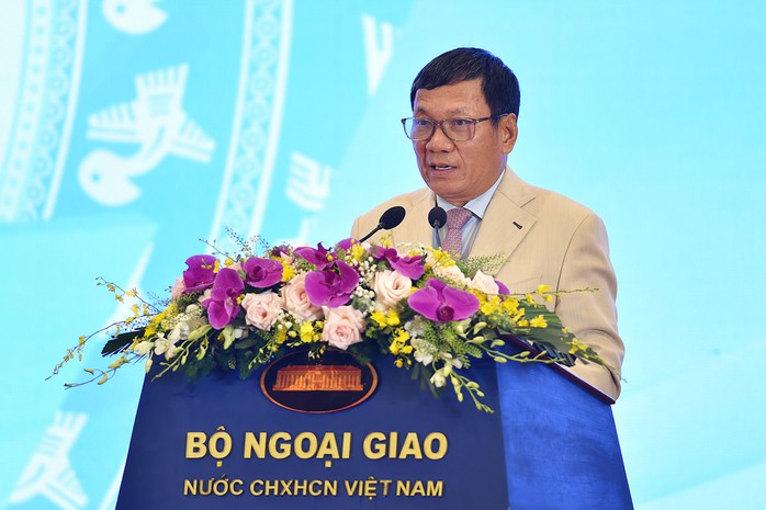 "Hội nghị Diên Hồng" của người Việt Nam ở nước ngoài: Những ý kiến tâm huyết- Ảnh 5. "Hội nghị Diên Hồng" của người Việt Nam ở nước ngoài: Những ý kiến tâm huyết- Ảnh 5.
