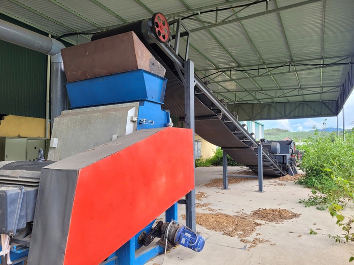 Khung cảnh hoang tàn bên trong nhà máy lắp ráp xe điện 55 tỉ đồng ở Hà Tĩnh- Ảnh 13. Khung cảnh hoang tàn bên trong nhà máy lắp ráp xe điện 55 tỉ đồng ở Hà Tĩnh- Ảnh 13.