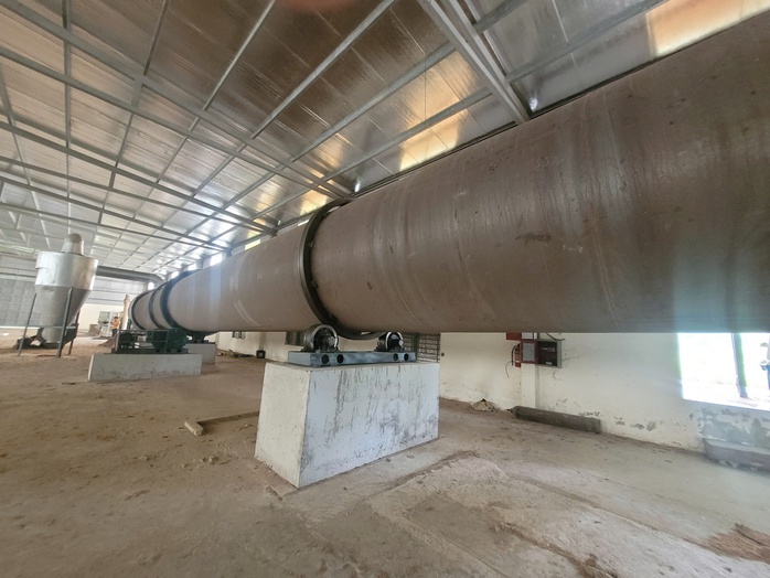 Khung cảnh hoang tàn bên trong nhà máy lắp ráp xe điện 55 tỉ đồng ở Hà Tĩnh- Ảnh 12. Khung cảnh hoang tàn bên trong nhà máy lắp ráp xe điện 55 tỉ đồng ở Hà Tĩnh- Ảnh 12.