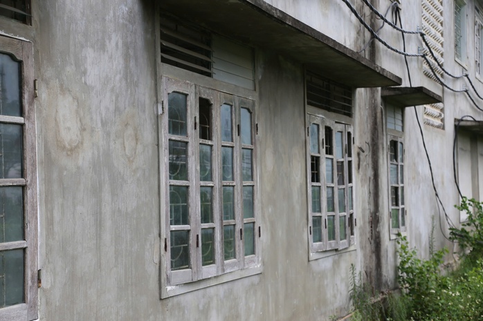 Khung cảnh hoang tàn bên trong nhà máy lắp ráp xe điện 55 tỉ đồng ở Hà Tĩnh- Ảnh 6. Khung cảnh hoang tàn bên trong nhà máy lắp ráp xe điện 55 tỉ đồng ở Hà Tĩnh- Ảnh 6.