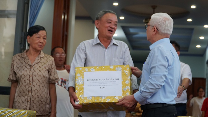 Tinh thần "Vượt nắng thắng mưa" tại công trình đường Vành đai 3, đoạn qua Bình Dương- Ảnh 8. Tinh thần "Vượt nắng thắng mưa" tại công trình đường Vành đai 3, đoạn qua Bình Dương- Ảnh 8.