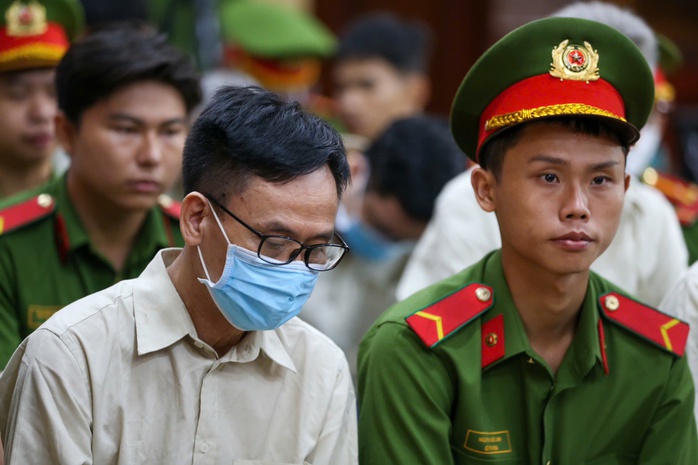 Đại án đăng kiểm: Tòa án bắt đầu phán quyết- Ảnh 2. Đại án đăng kiểm: Tòa án bắt đầu phán quyết- Ảnh 2.