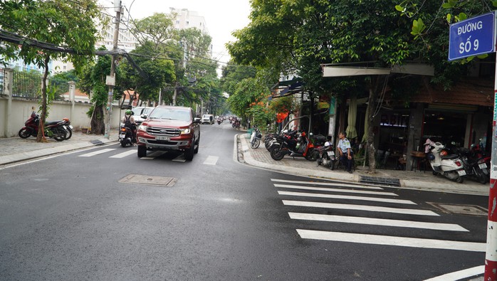 Cận cảnh loạt tuyến đường, hẻm tại quận 7 vừa được nâng cấp, chống ngập- Ảnh 2. Cận cảnh loạt tuyến đường, hẻm tại quận 7 vừa được nâng cấp, chống ngập- Ảnh 2.
