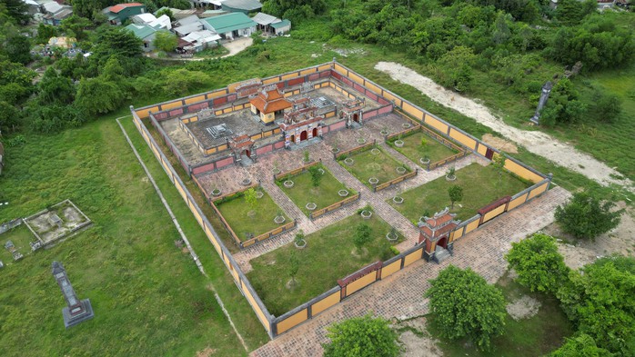 Khám phá nơi có 39 lăng mộ các ông hoàng, bà chúa- Ảnh 14. Khám phá nơi có 39 lăng mộ các ông hoàng, bà chúa- Ảnh 14.
