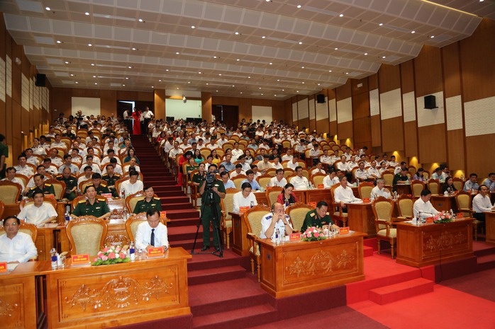 Chương trình "Cảnh sát biển đồng hành với ngư dân" là điển hình "Dân vận khéo" của Quân đội- Ảnh 2. Chương trình "Cảnh sát biển đồng hành với ngư dân" là điển hình "Dân vận khéo" của Quân đội- Ảnh 2.