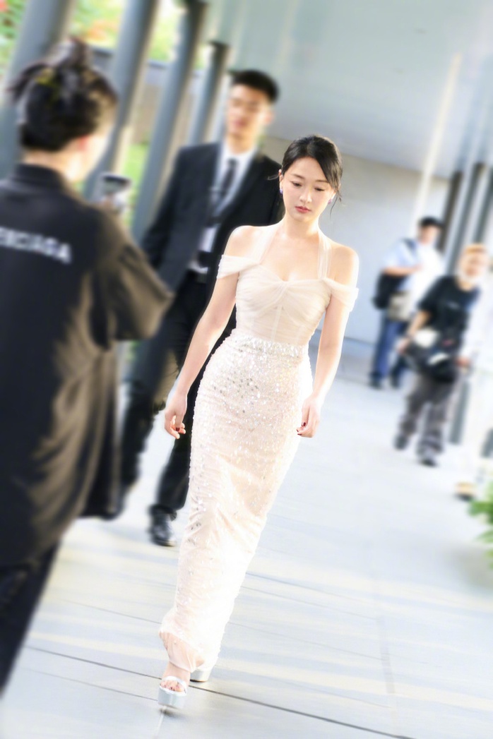 Showbiz Hoa ngữ: Loạt người đẹp rạng ngời tuổi 50- Ảnh 1. Showbiz Hoa ngữ: Loạt người đẹp rạng ngời tuổi 50- Ảnh 1.