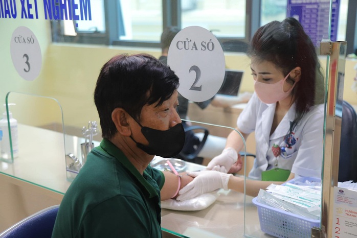 Bộ Y tế "chỉ thị" nâng cao chất lượng khám, chữa bệnh- Ảnh 1. Bộ Y tế "chỉ thị" nâng cao chất lượng khám, chữa bệnh- Ảnh 1.