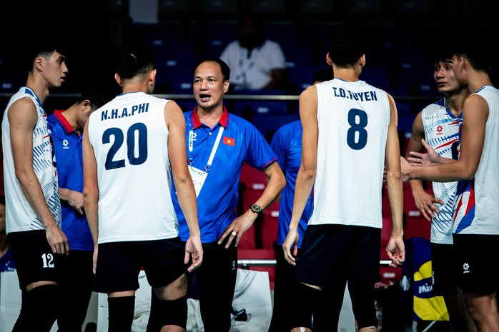 Bóng chuyền nam Việt Nam trắng tay ở SEA V-League 2024- Ảnh 3. Bóng chuyền nam Việt Nam trắng tay ở SEA V-League 2024- Ảnh 3.