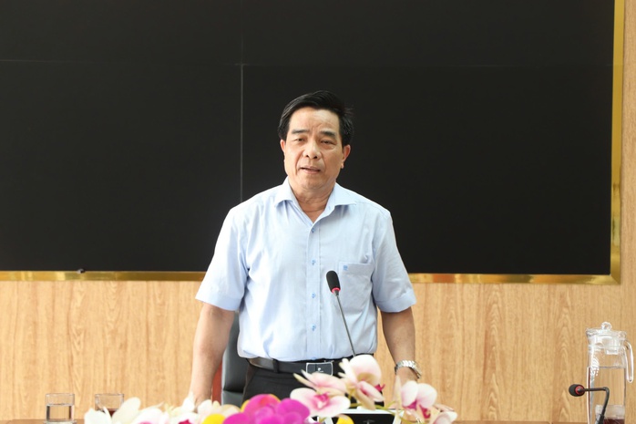 Chủ tịch Quảng Nam: Việc có lợi cho dân thì không phải sợ trách nhiệm!- Ảnh 4. Chủ tịch Quảng Nam: Việc có lợi cho dân thì không phải sợ trách nhiệm!- Ảnh 4.