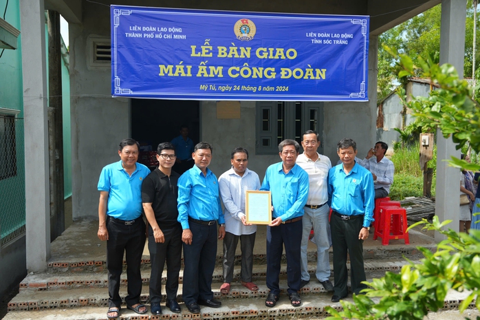 Gần 300 triệu đồng cải thiện chỗ ở cho công nhân- Ảnh 1. Gần 300 triệu đồng cải thiện chỗ ở cho công nhân- Ảnh 1.