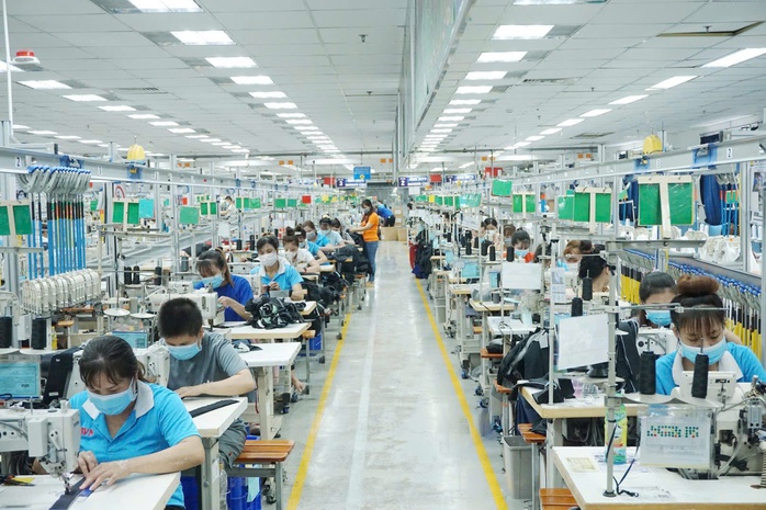 Một doanh nghiệp treo thưởng nguyên lương tháng 13 cho người mới- Ảnh 2. Một doanh nghiệp treo thưởng nguyên lương tháng 13 cho người mới- Ảnh 2.
