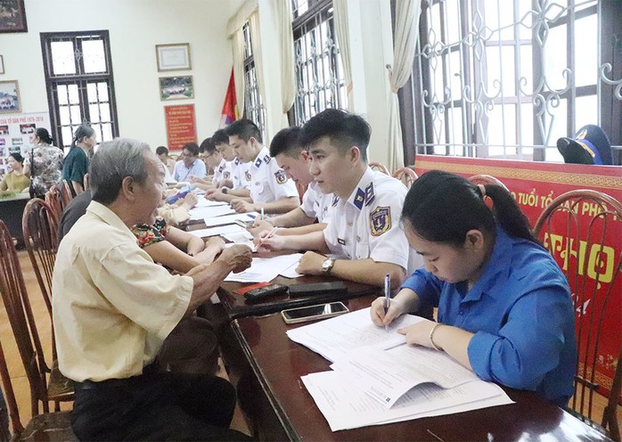 Linh hoạt nhiều hình thức trả lương hưu, trợ cấp- Ảnh 3. Linh hoạt nhiều hình thức trả lương hưu, trợ cấp- Ảnh 3.