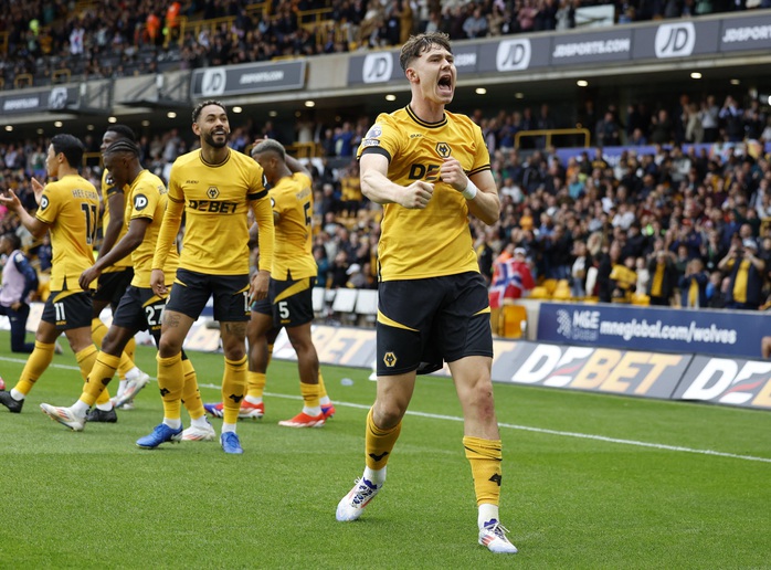 Madueke ghi 3 bàn trong 14 phút, Chelsea vùi dập Wolverhampton- Ảnh 5. Madueke ghi 3 bàn trong 14 phút, Chelsea vùi dập Wolverhampton- Ảnh 5.