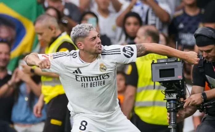 Real Madrid thắng đậm Valladollid nhưng Mbappe vẫn trắng tay- Ảnh 1. Real Madrid thắng đậm Valladollid nhưng Mbappe vẫn trắng tay- Ảnh 1.