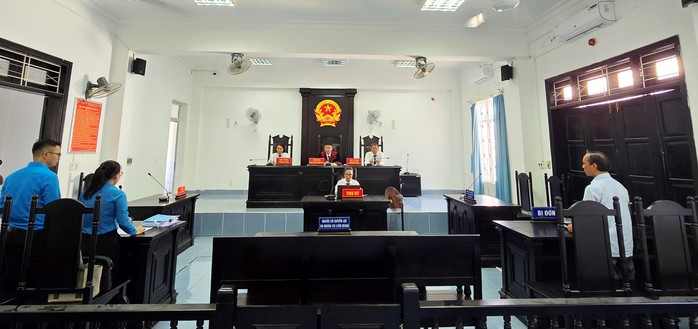 Công đoàn Đà Nẵng đại diện 62 công nhân, khởi kiện doanh nghiệp may- Ảnh 1. Công đoàn Đà Nẵng đại diện 62 công nhân, khởi kiện doanh nghiệp may- Ảnh 1.