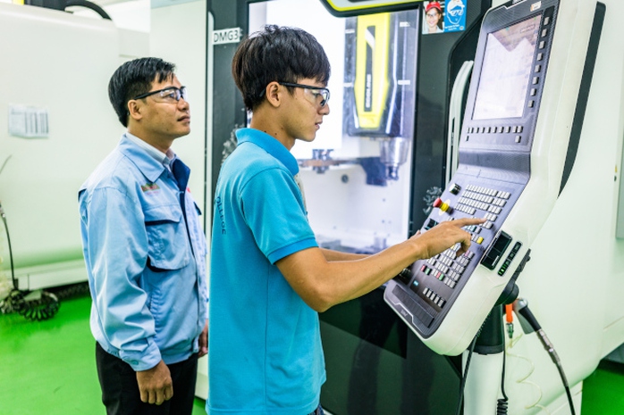 Nhà trường bắt tay với doanh nghiệp đào tạo sinh viên sang Đức làm việc- Ảnh 6. Nhà trường bắt tay với doanh nghiệp đào tạo sinh viên sang Đức làm việc- Ảnh 6.