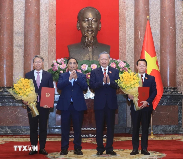 Tổng Bí thư, Chủ tịch nước trao quyết định bổ nhiệm 3 Phó Thủ tướng và 2 Bộ trưởng- Ảnh 3. Tổng Bí thư, Chủ tịch nước trao quyết định bổ nhiệm 3 Phó Thủ tướng và 2 Bộ trưởng- Ảnh 3.