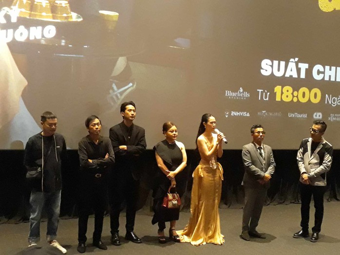Hoài Linh trải lòng chuyện làm ba Tuấn Trần- Ảnh 1. Hoài Linh trải lòng chuyện làm ba Tuấn Trần- Ảnh 1.
