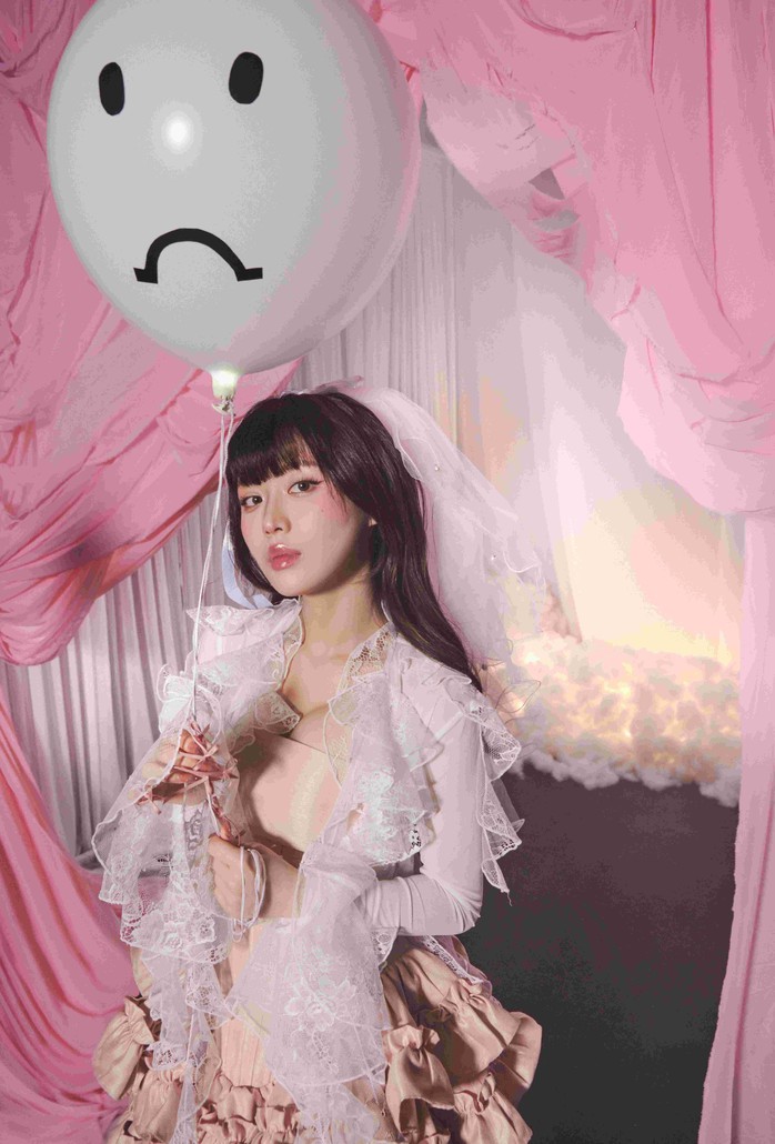 Cô gái Hàn Quốc Han Sara rời bỏ Đông Nhi- Ảnh 3. Cô gái Hàn Quốc Han Sara rời bỏ Đông Nhi- Ảnh 3.