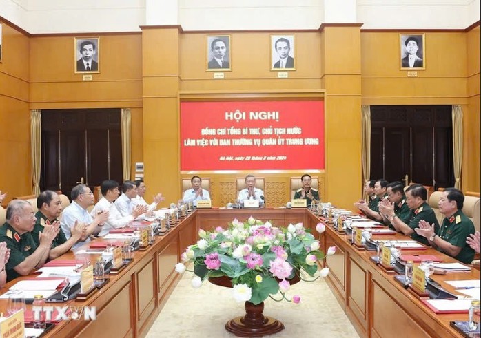 Tổng Bí thư, Chủ tịch nước Tô Lâm làm việc với Ban Thường vụ Quân ủy Trung ương- Ảnh 1. Tổng Bí thư, Chủ tịch nước Tô Lâm làm việc với Ban Thường vụ Quân ủy Trung ương- Ảnh 1.