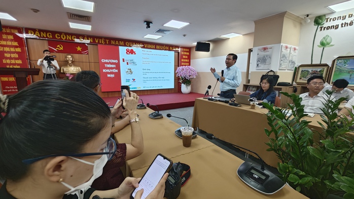 Sự kiện khuyến mãi hàng hiệu lớn chưa từng có, sắp diễn ra ở TP HCM- Ảnh 1. Sự kiện khuyến mãi hàng hiệu lớn chưa từng có, sắp diễn ra ở TP HCM- Ảnh 1.