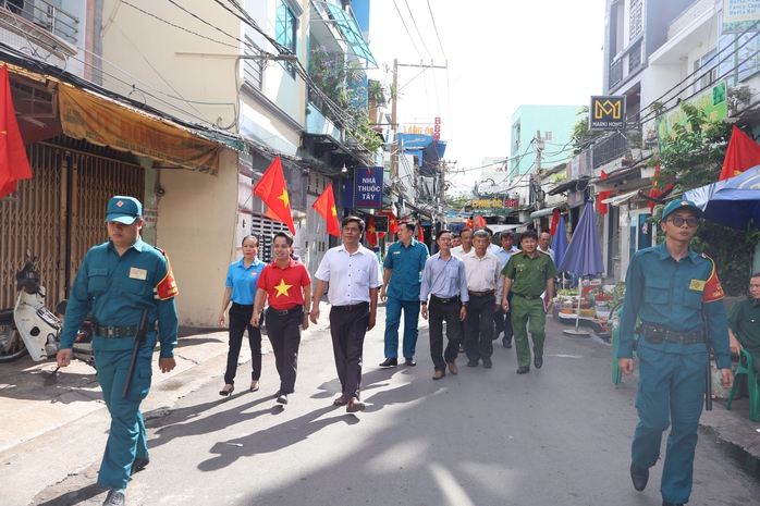 Quận 8 ra mắt nhiều mô hình thiết thực chào mừng Quốc khánh 2-9- Ảnh 8. Quận 8 ra mắt nhiều mô hình thiết thực chào mừng Quốc khánh 2-9- Ảnh 8.