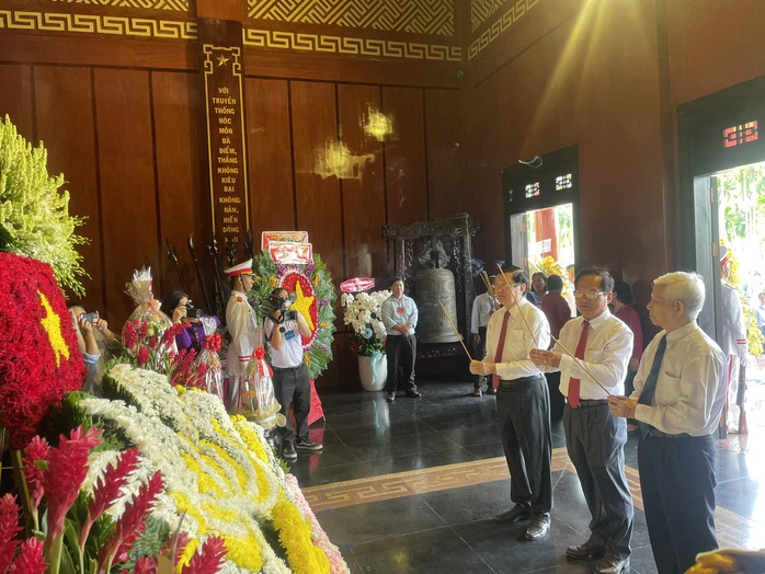 TP HCM: Lễ Giỗ 83 năm ngày hy sinh của các đồng chí nguyên lãnh đạo Đảng- Ảnh 1. TP HCM: Lễ Giỗ 83 năm ngày hy sinh của các đồng chí nguyên lãnh đạo Đảng- Ảnh 1.
