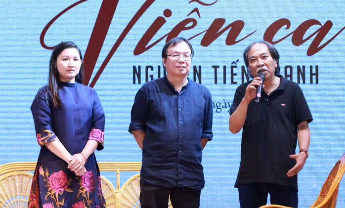 Nhà thơ Nguyễn Tiến Thanh ra mắt tập thơ "Viễn ca"- Ảnh 1. Nhà thơ Nguyễn Tiến Thanh ra mắt tập thơ "Viễn ca"- Ảnh 1.