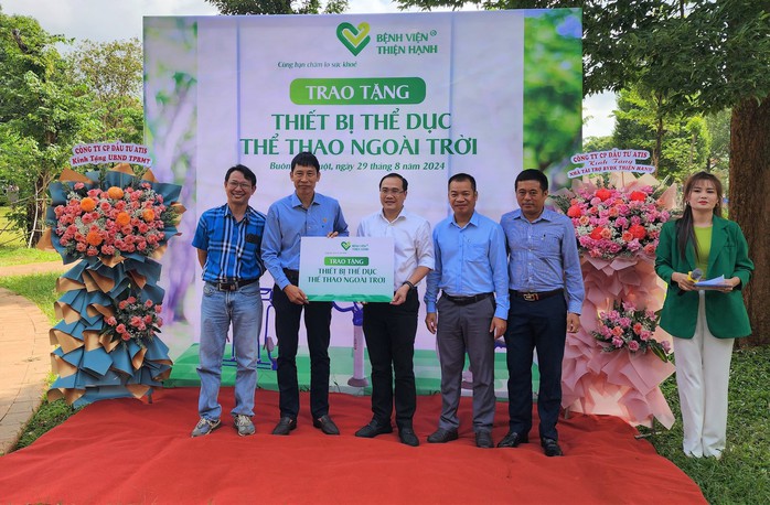 Xã hội hóa thiết bị tập thể dục tại các hoa viên ở TP Buôn Ma Thuột- Ảnh 1. Xã hội hóa thiết bị tập thể dục tại các hoa viên ở TP Buôn Ma Thuột- Ảnh 1.