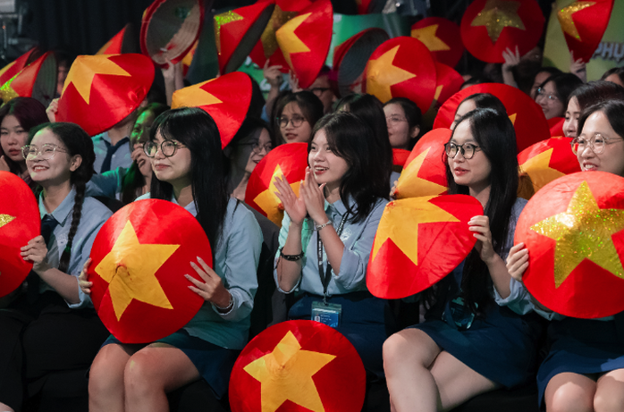 "Sinh viên thế hệ mới" trở lại: "Cháy" hơn, kịch tính hơn- Ảnh 4. "Sinh viên thế hệ mới" trở lại: "Cháy" hơn, kịch tính hơn- Ảnh 4.