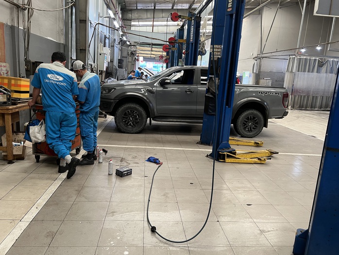 Mòn mỏi ngóng xăng, dầu Euro 5- Ảnh 1. Mòn mỏi ngóng xăng, dầu Euro 5- Ảnh 1.