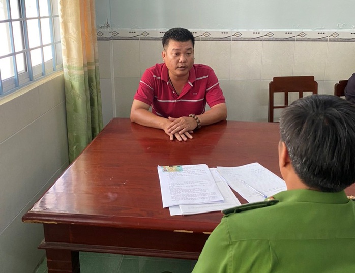 Một cán bộ kiểm ngư ở Kiên Giang đầu thú việc nhận hối lộ- Ảnh 1. Một cán bộ kiểm ngư ở Kiên Giang đầu thú việc nhận hối lộ- Ảnh 1.