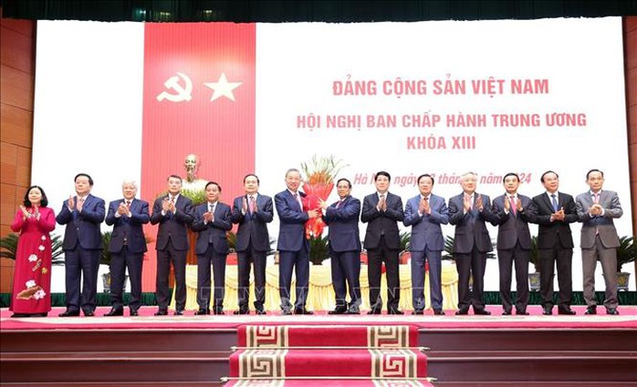 Những hình ảnh Tổng Bí thư, Chủ tịch nước Tô Lâm và Hội nghị Trung ương Khóa XIII- Ảnh 11. Những hình ảnh Tổng Bí thư, Chủ tịch nước Tô Lâm và Hội nghị Trung ương Khóa XIII- Ảnh 11.