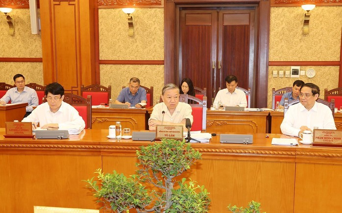 Tổng Bí thư, Chủ tịch nước Tô Lâm chủ trì họp Bộ Chính trị, Ban Bí thư ngày 30-8Ảnh: TTXVN Tổng Bí thư, Chủ tịch nước Tô Lâm chủ trì họp Bộ Chính trị, Ban Bí thư ngày 30-8Ảnh: TTXVN